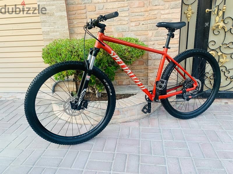 29” Specialized (Equivalent to Trek X caliber) 1