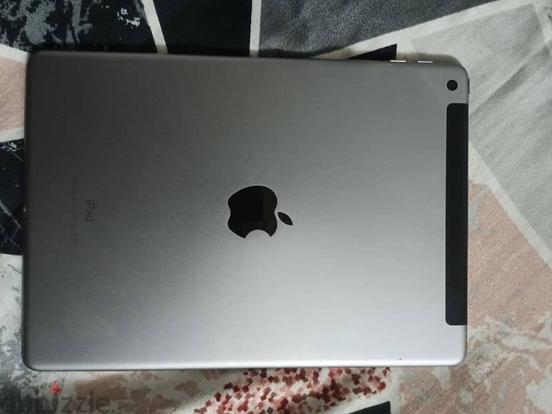 ipad 6th gen 32 gb fresh condition 1