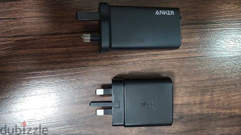 Original Samsung 45w plug and Anker Prime 120w plug 4