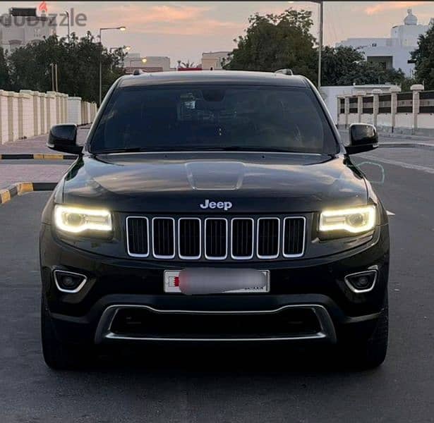 Grand Cherokee Limited 5.7 V8 model 2014 3