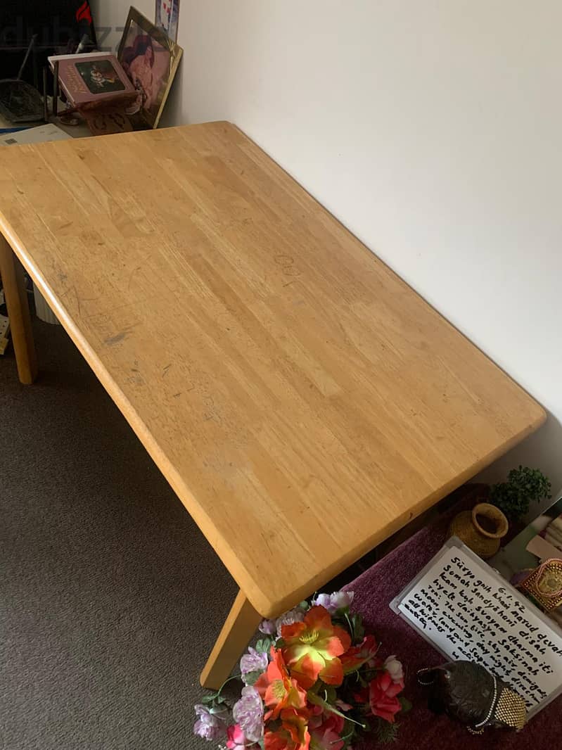 Used Furniture in mint Condition 2