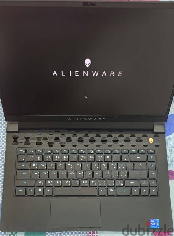 Alienware M15 R7 1 TB 0