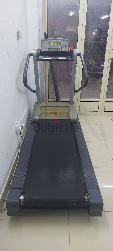 techno gym brand treadmill 200kg weigt can use 10 hour continuously 1