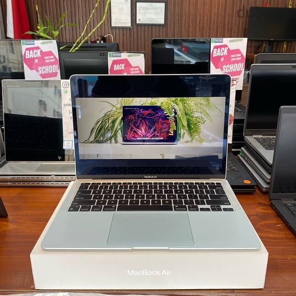 Apple MacBook Air M1 0