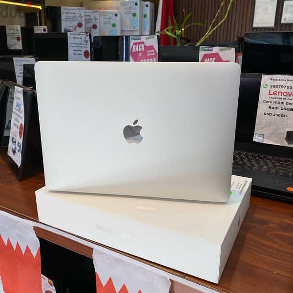 Apple MacBook Air M1 4