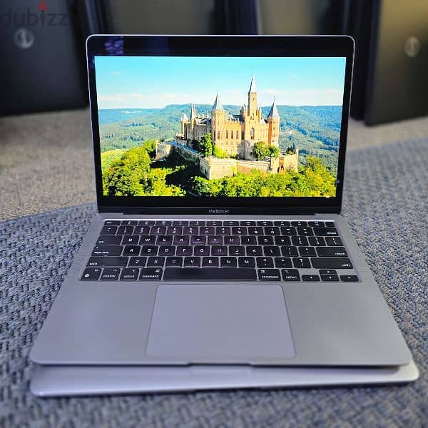 Apple MacBook Air 2020 M1 0