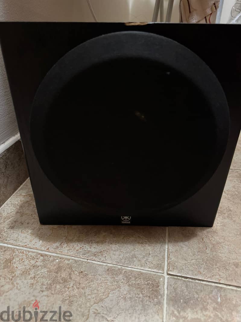 Yamaha Subwoofer YST SW12 40BD 1