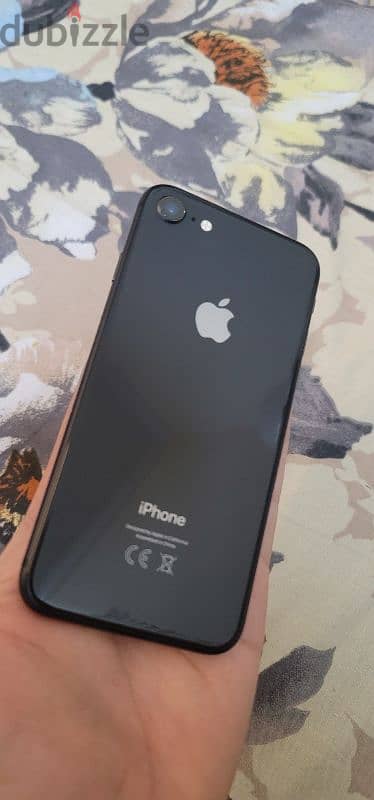 iphone 8 64GB 4