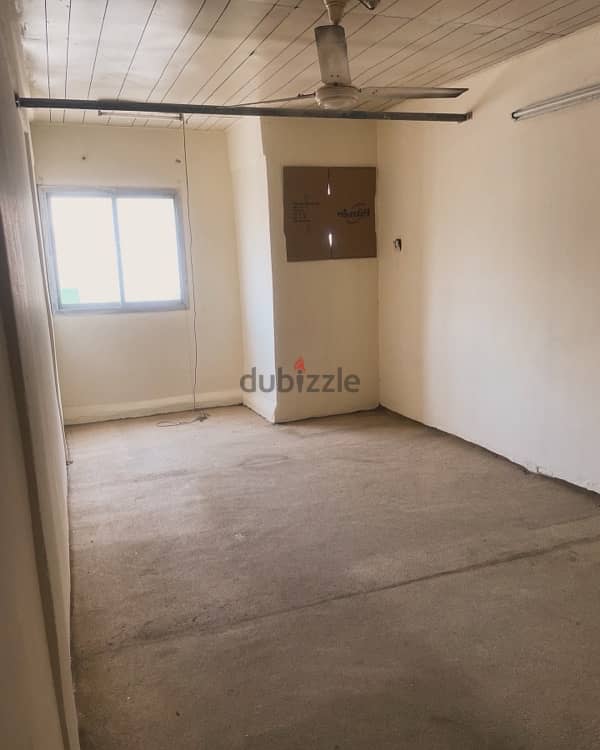 Flat  2 bedrooms for rent in manama 100 BHD only! 2