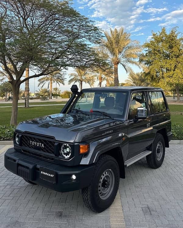 Toyota Land Cruiser 76 V4 turbo 0