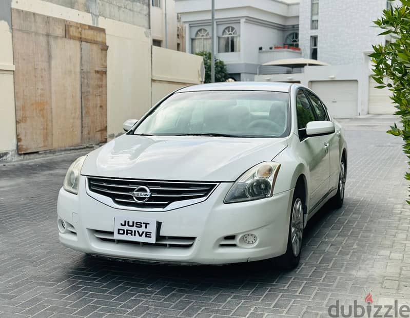 NISSAN ALTIMA 2.5L 2012 MODEL WELL-MAINTAINED CAR 5