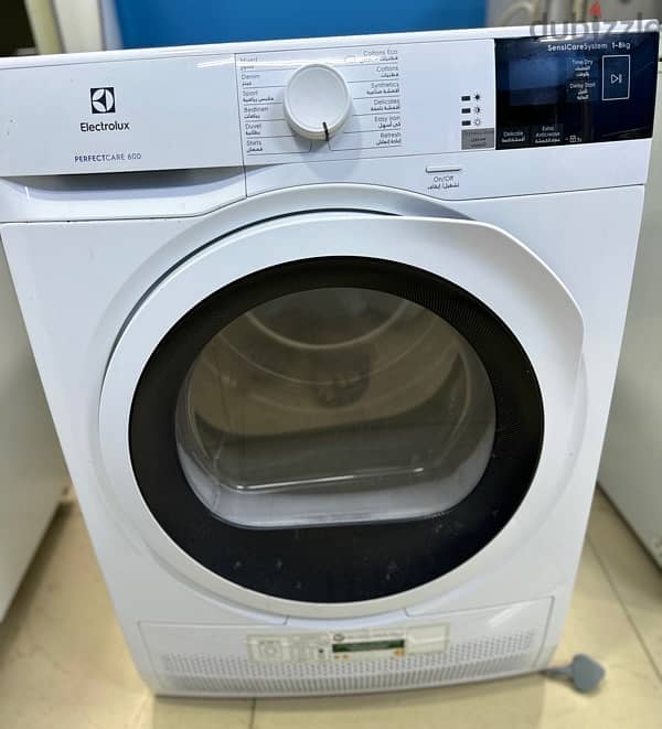 Electrolux 8kg Dryer, Invertor Motor, White. 2