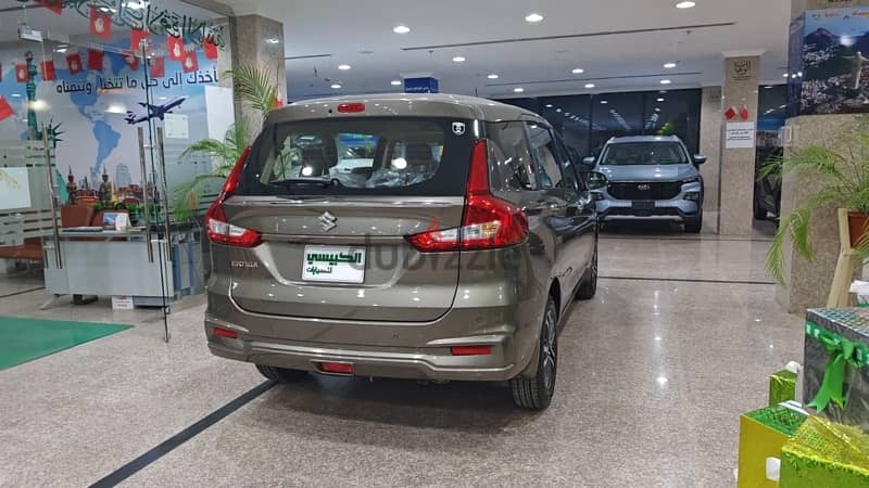 Suzuki Ertiga 2025 (DIRECT INSTALMENTS) 3