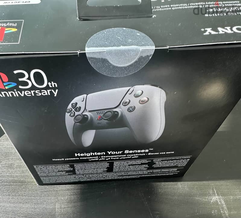 PS5 Limited edition DualSense 30th Anniversary Controller 2