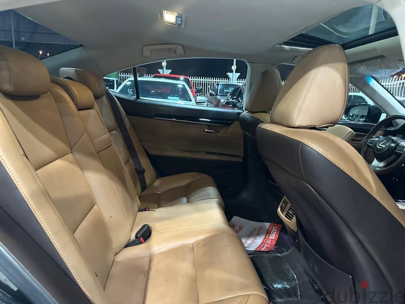 Lexus ES-Series 2018 350 7