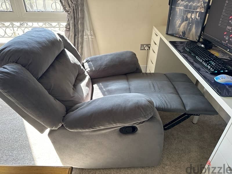 Lazy Boy Recliner Chair 3