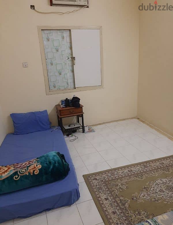 1 bed space available for pakistani 30 bd 0