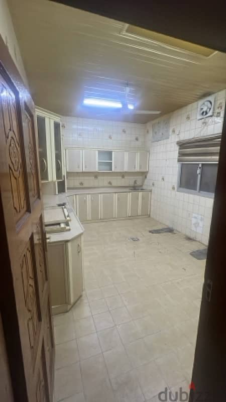 2 BedRoom Flat With Ewa Unlimited 220Bhd 3