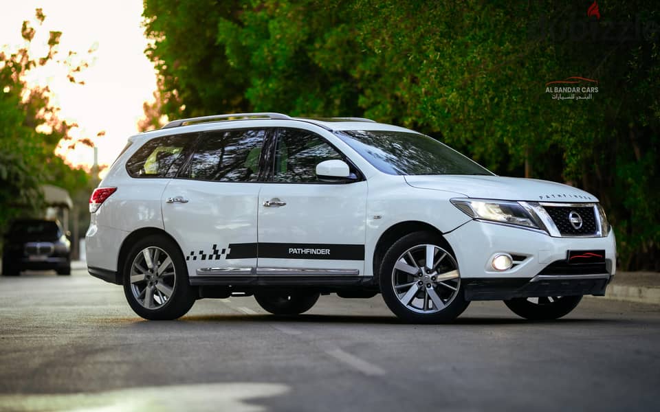 Nissan Pathfinder 2015 | EXCELLENT CONDITION | WHITE 8