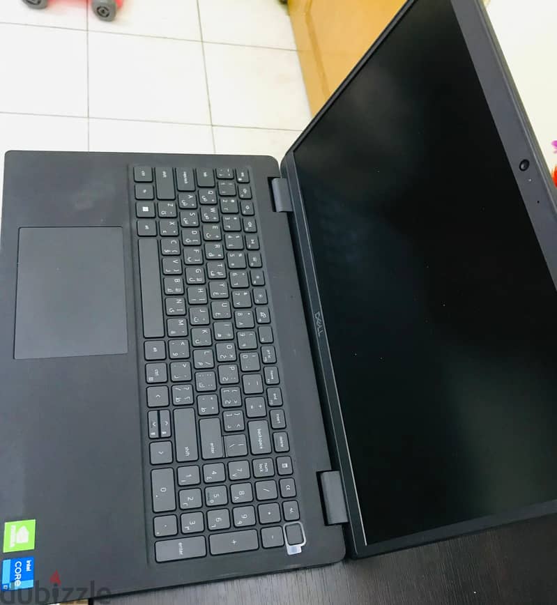 Dell 3520, i7 10th Gen, 500GB SSD& 1TB HDD,16 GB RAM 15.6"screen 3