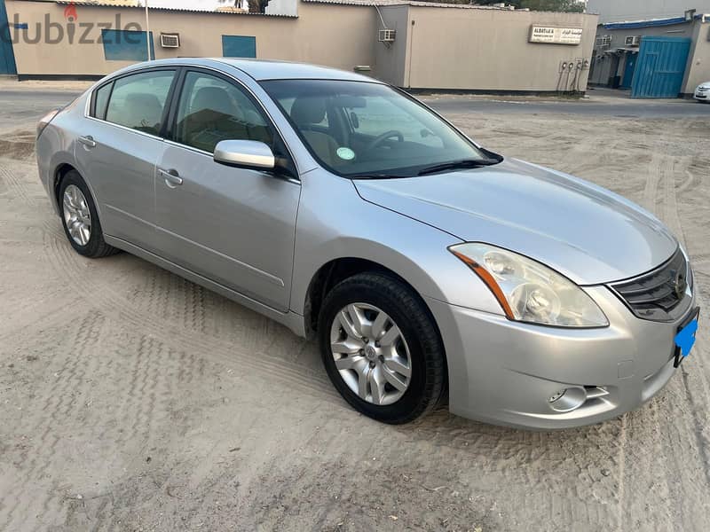 Nissan Altima 2012 3