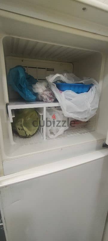 Selling Nihon fridge used 3