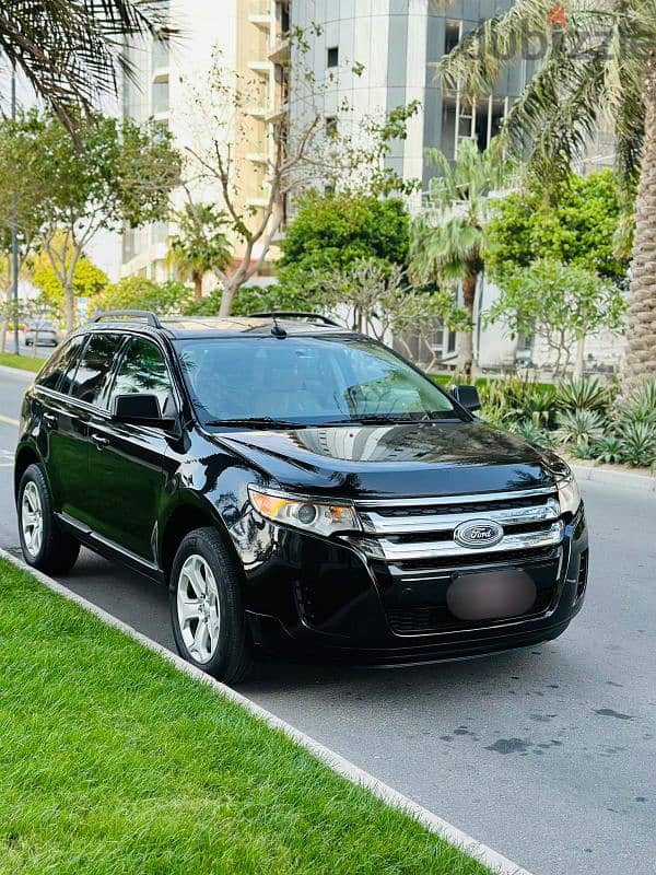 Ford Edge 2013 model. Compact SUV Jeep in very large rear seat with AC 0