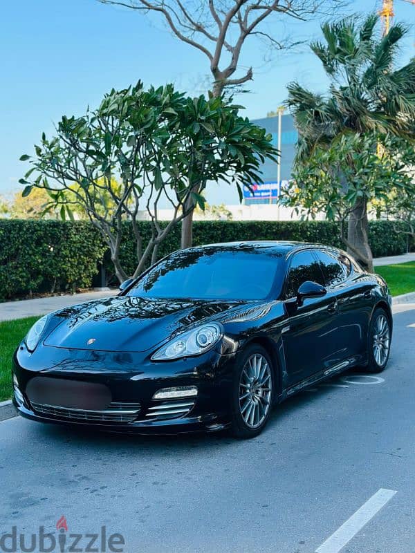 Porsche Panamera 2013 Model. Single owner used car in Excellent 3