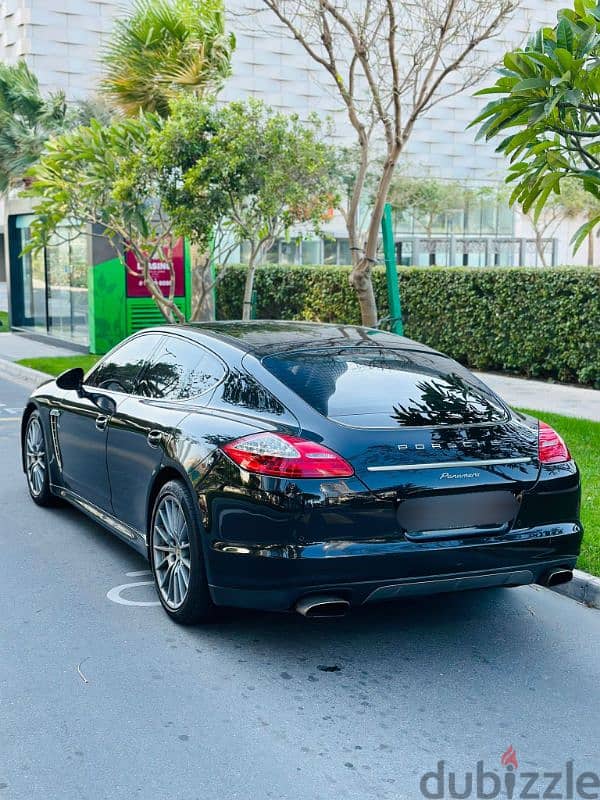 Porsche Panamera 2013 Model. Single owner used car in Excellent 6