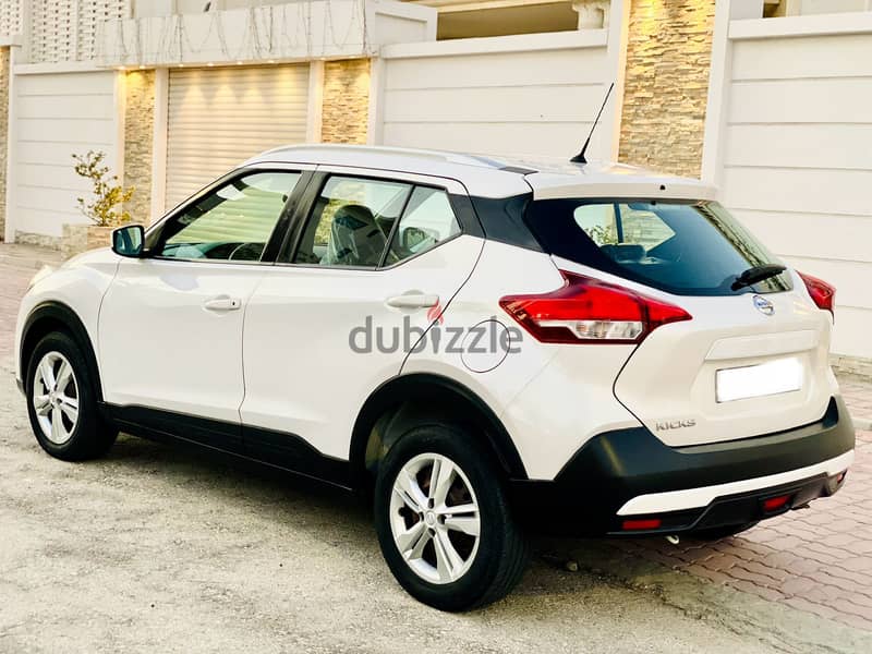 2020, NISSAN KICKS, SINGLE OWNER, AGENT MAINTAINED. 4