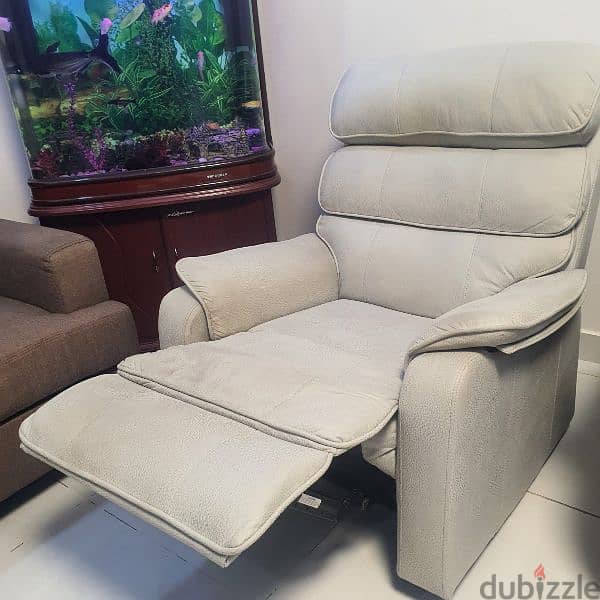 recliner and bedroom set 1