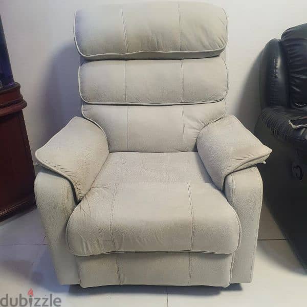 recliner and bedroom set 3