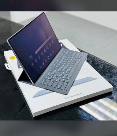 SAMSUNG TAB S10 ULTRA 256 GB 5G WITH KEYBOARD