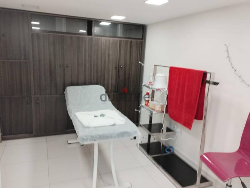 For Sale Ladies Beauty Saloon and Spa 10