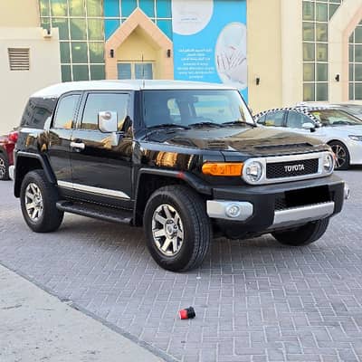 Toyota FJ Cruiser 2019, Excellent Condition