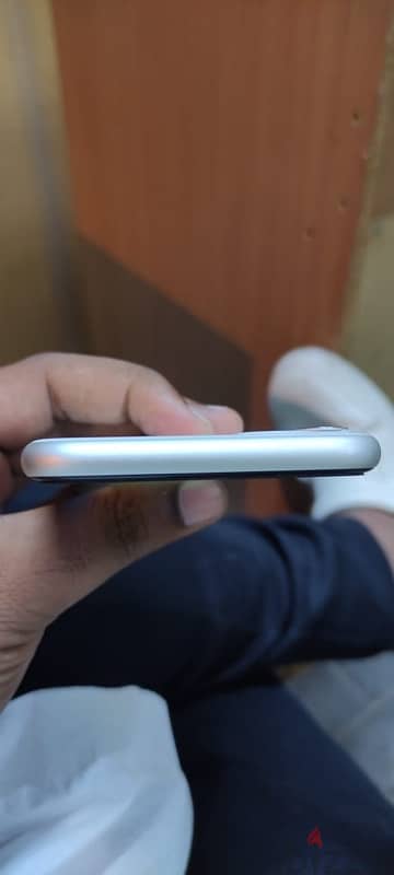 IPHONE 11 ONEHAND USED 1