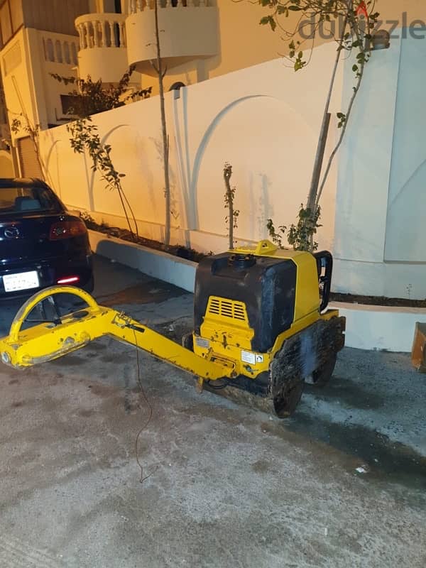 For sale JCB road roller 2