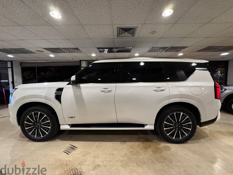 Nissan Patrol Platinum Luxury 2025 11