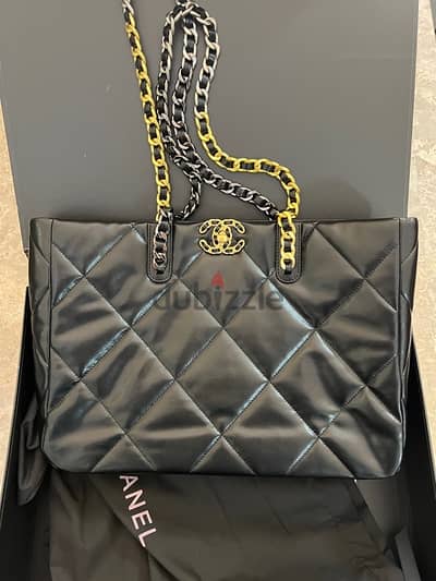 Chanel shoulder bag