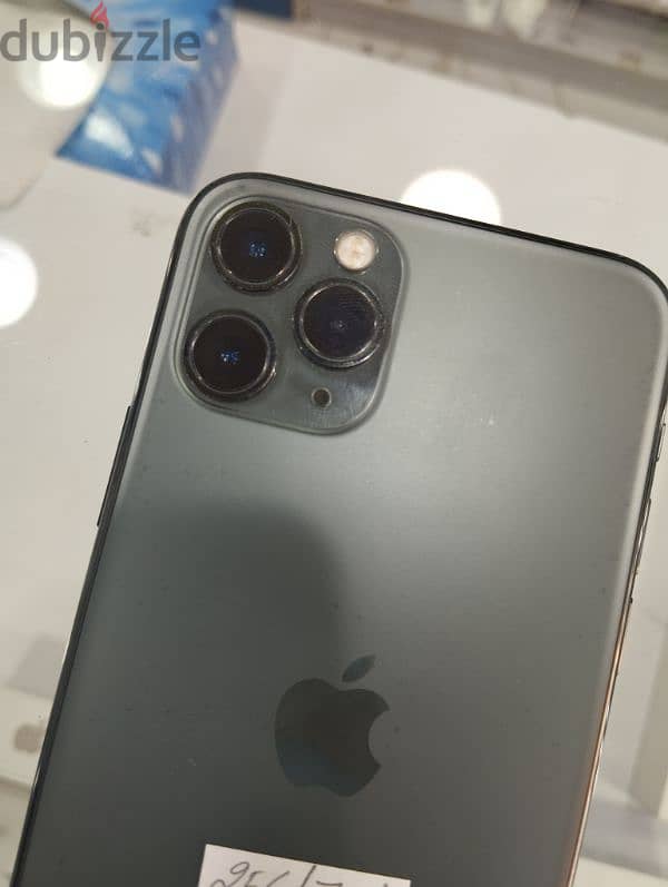 iPhone 11 pro, 256 GB Used 1