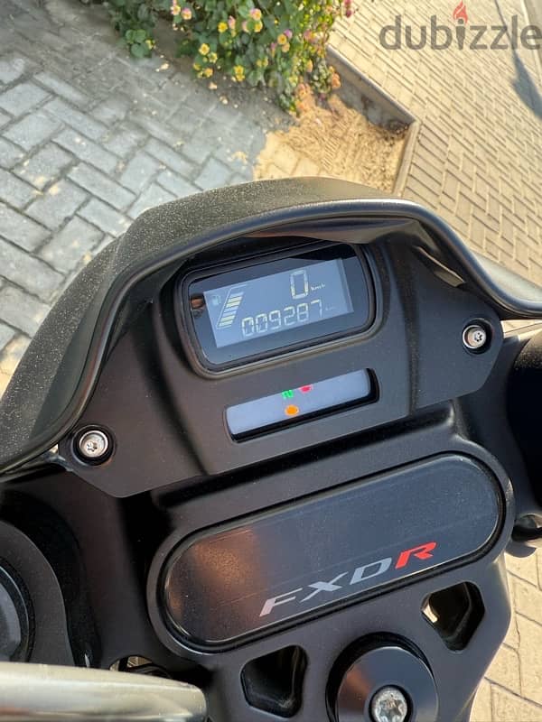 2019 Harley Davidson FXDR with aftermarket exhaust 5