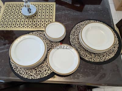 Dinner set for sale (plates,quarter plates,deep dish plates & saucers)