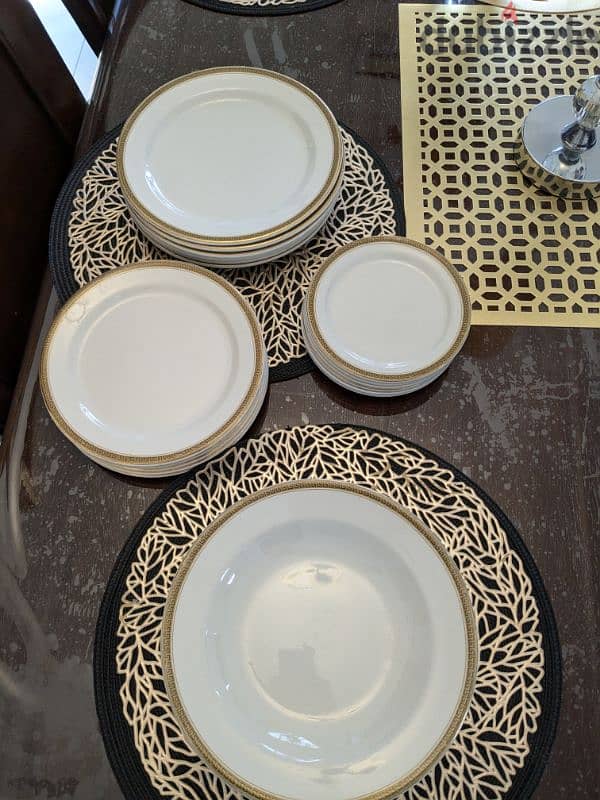 Dinner set for sale (plates,quarter plates,deep dish plates & saucers) 1