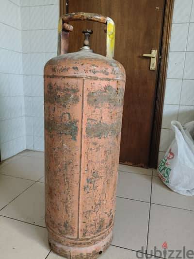 Al Manazel gas cylinder