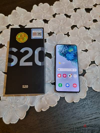 Samsung S20 with box