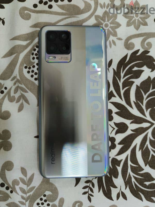 very urgent sale. . realme 8. . stroge. 8+8 128 0