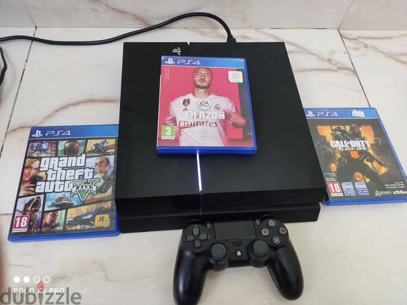 ps4 with 3 games and one controller c 0