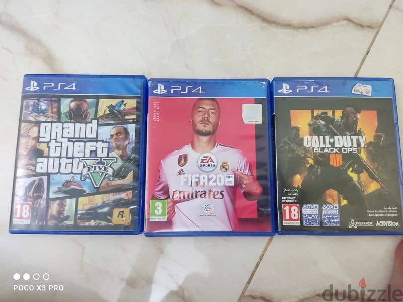 ps4 with 3 games and one controller c 1