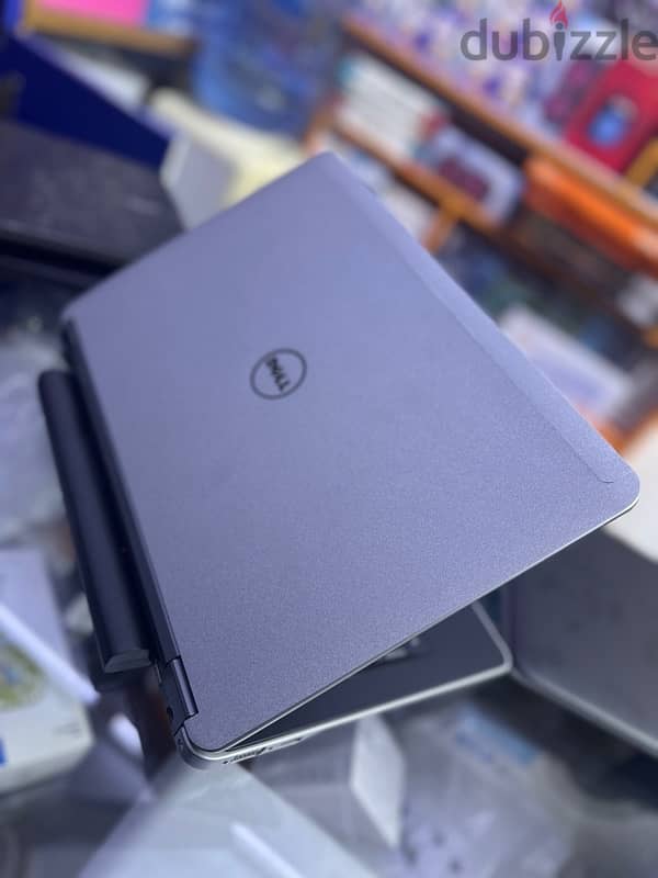 DELL LATITUDE E6440 used 12