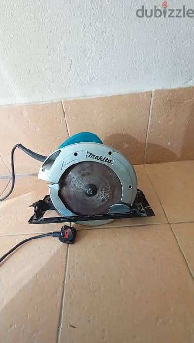 Makita Corded Circular saw Model N5900B 9 Inches مشارة دائرية مكيتا